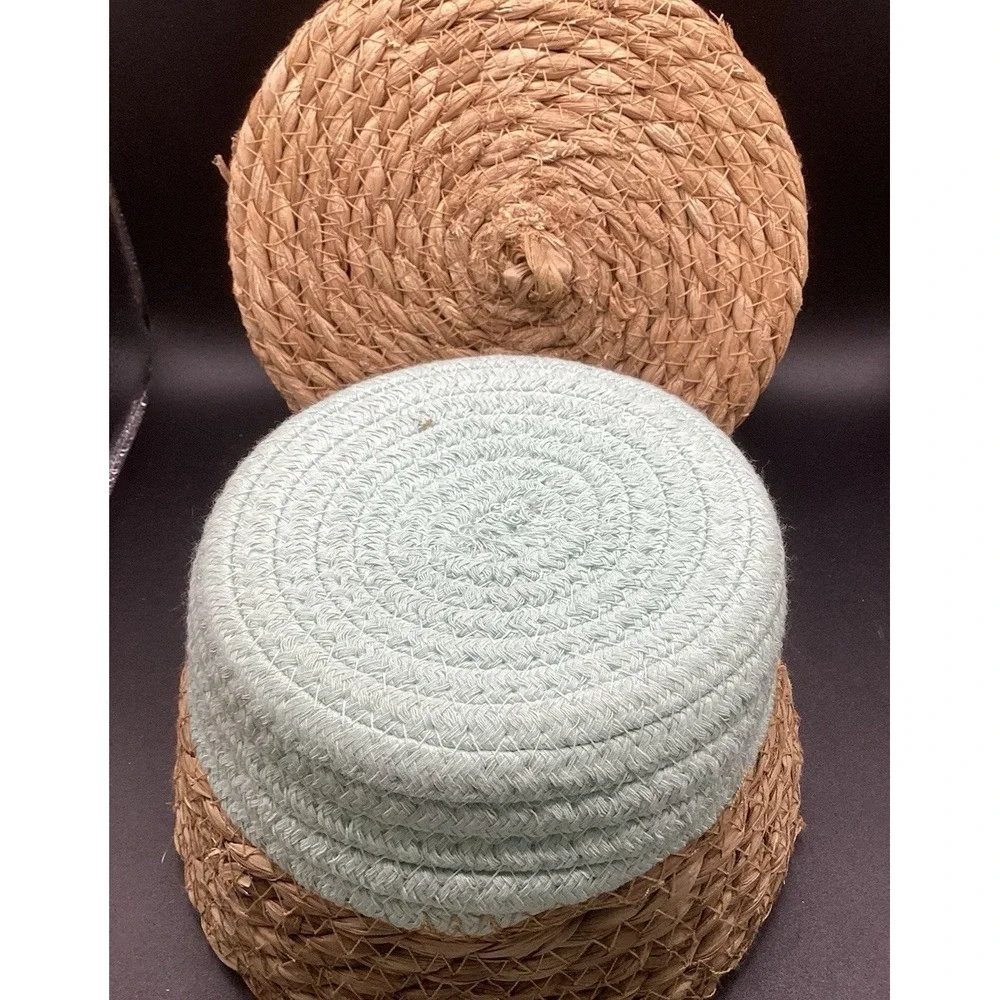 The Unbranded Brand woven acorn